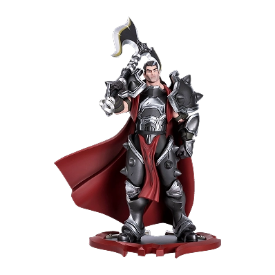 Afbeelding van een zwaar bepantserde ridder in donkere uitrusting, met een imposante houding en klaar voor frontliniegevechten